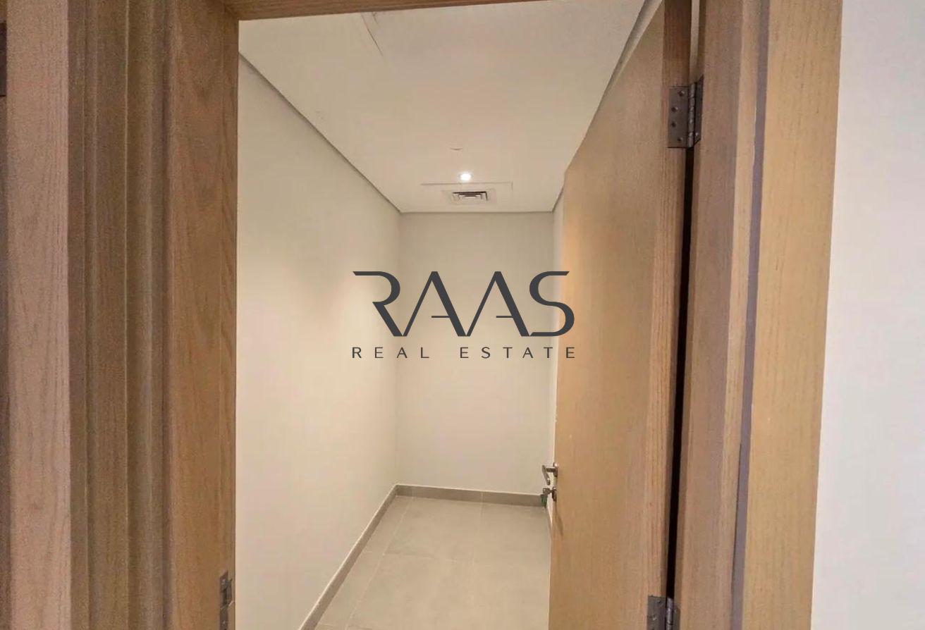 2 BHK+MAID | RENOVATED| BRAND NEW BUILDING photo 7