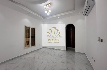 Villa - 5 Bedrooms - 7 Bathrooms for rent in Al Yasmeen 1 - Al Yasmeen - Ajman
