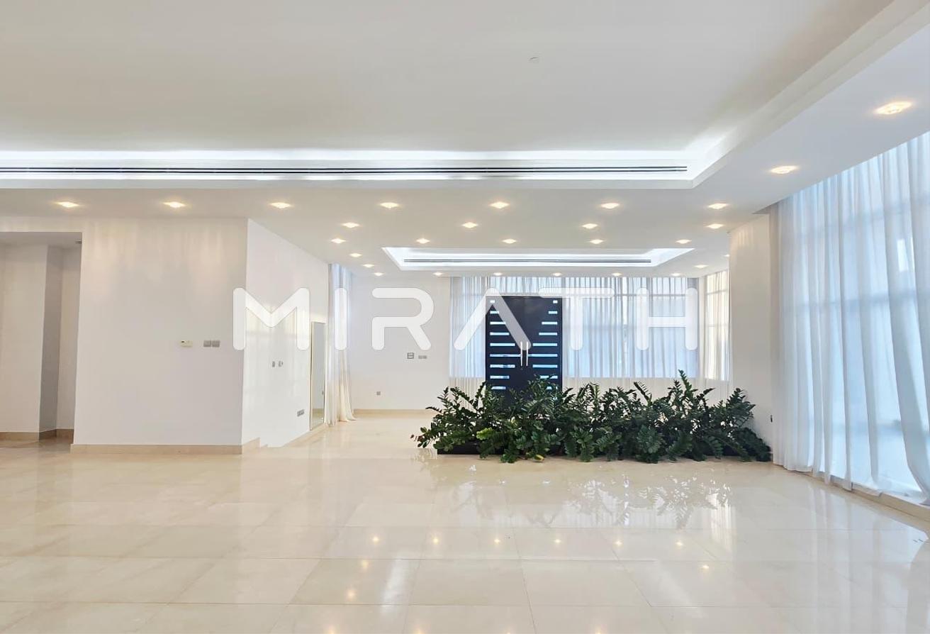 EXCLUSIVE MODERN VILLA IN PRESTIGIOUS LOCATION photo 5