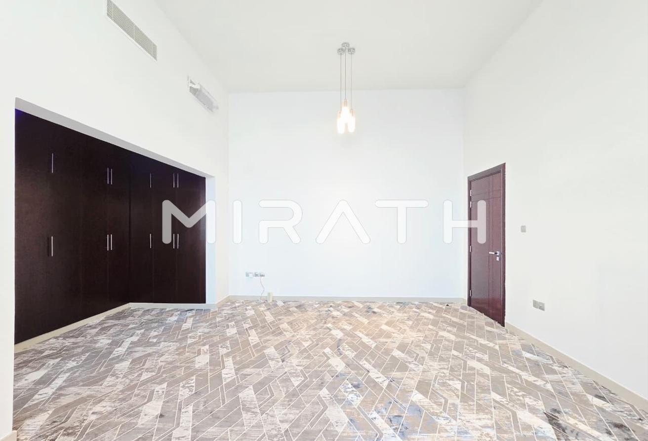 EXCLUSIVE MODERN VILLA IN PRESTIGIOUS LOCATION photo 13