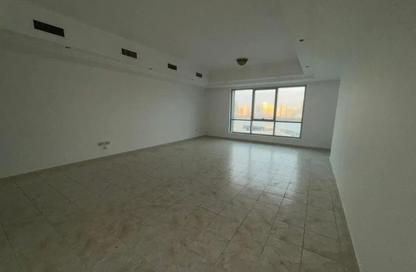 Apartment - 2 Bedrooms - 3 Bathrooms for rent in Al Dana Tower - Al Majaz 3 - Al Majaz - Sharjah