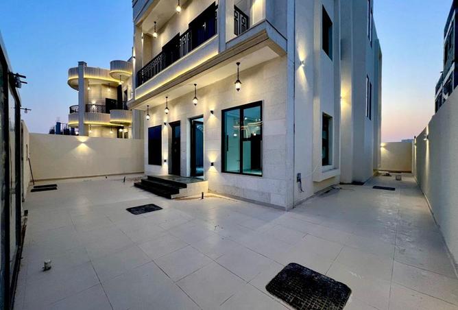 97405168 - Property Image 2