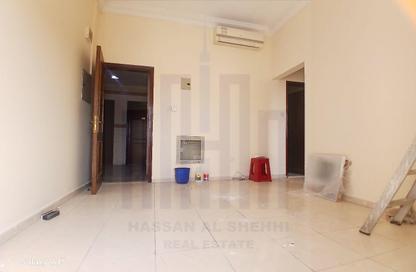 Apartment - 1 - 1 for rent in Muwailih Building - Muwaileh - Sharjah