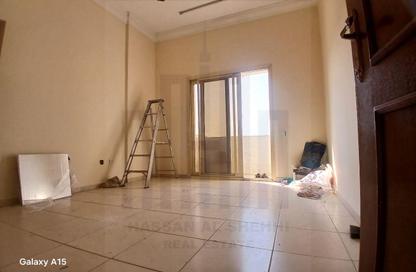 Apartment - 1 - 1 for rent in Muwailih Building - Muwaileh - Sharjah