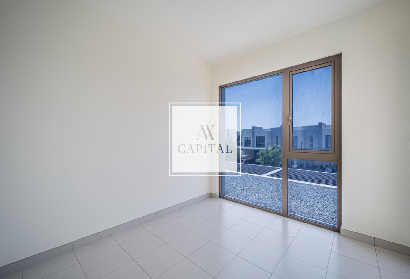 Single Row | Well Maintained | Prime Location photo 16