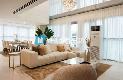 Apartment - 1 Bedroom - 2 Bathrooms for sale in Radiant Marina Towers - Shams Abu Dhabi - Al Reem Island - Abu Dhabi