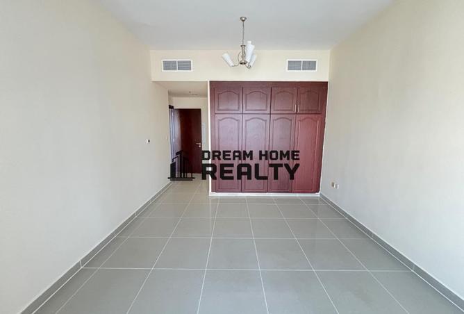 61677165 - Property Main Image