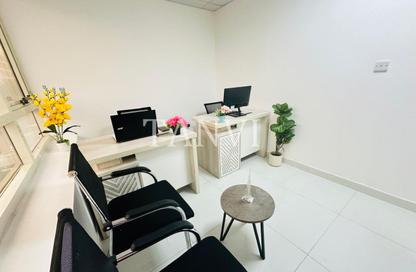Office Space - Studio - 1 Bathroom for rent in Silver Home Building - Hor Al Anz - Deira - Dubai