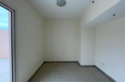 شقة - 1 حمام للايجار في إيزي 19 - المدينة العالمية المرحلة 2 - 4 الورسان - الورسان - دبي