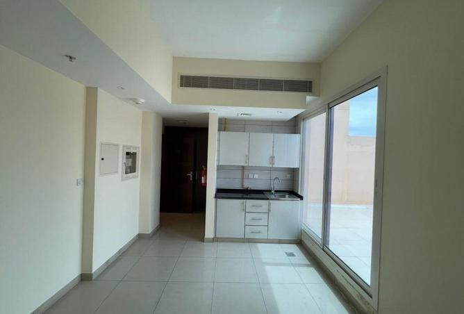 70298403 - صورة العقار 3