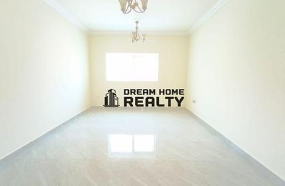 Apartment - 1 Bedroom - 2 Bathrooms for rent in Al Majaz 2 - Al Majaz - Sharjah Apartment - 1 Bedroom - 2 Bathrooms for rent in Al Majaz 2 - Al Majaz - Sharjah