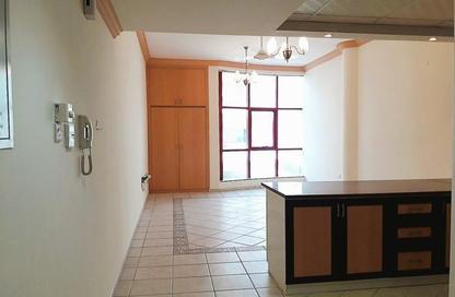 Apartment - Studio - 1 for rent in Oud Metha - Bur Dubai - Dubai