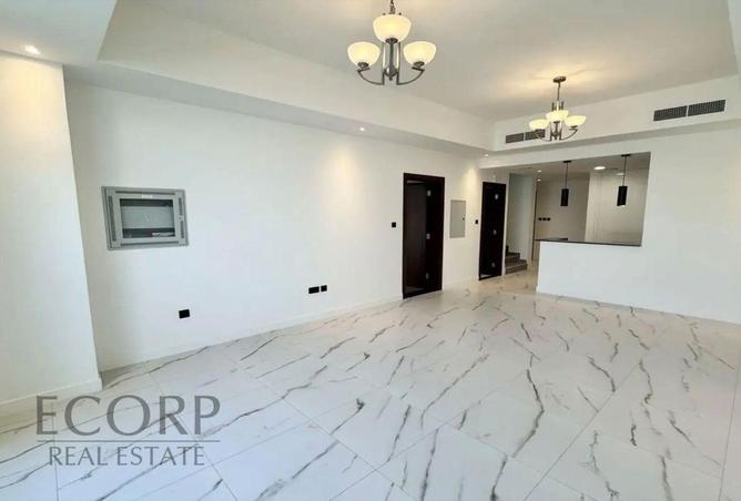 83229330 - Property Image 3