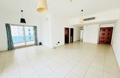 Apartment - 2 Bedrooms - 3 Bathrooms for rent in Cascades Tower - Dubai Marina - Dubai