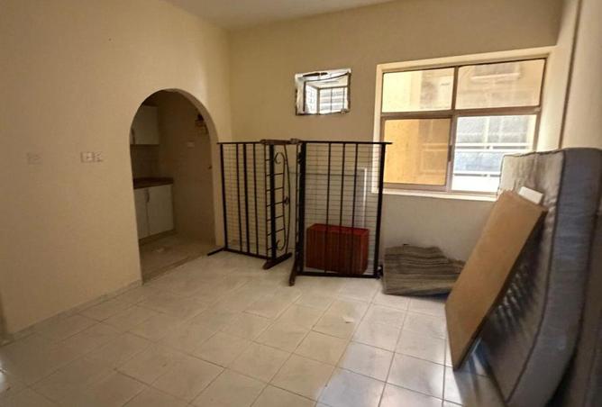 98251608 - Property Image 2