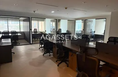 Office Space - Studio - 2 Bathrooms for rent in One Lake Plaza - JLT Cluster T - Jumeirah Lake Towers - Dubai