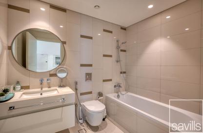 Apartment - 2 Bedrooms - 2 Bathrooms for sale in Beach Vista Tower 1 - Beach Vista - EMAAR Beachfront - Dubai Harbour - Dubai