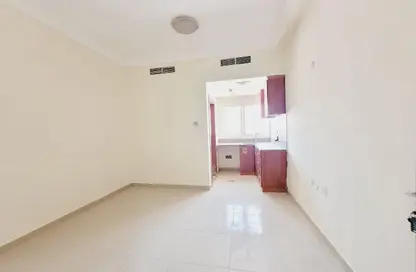 Apartment - Studio - 1 Bathroom for rent in Fire Station Road - Muwaileh - Sharjah