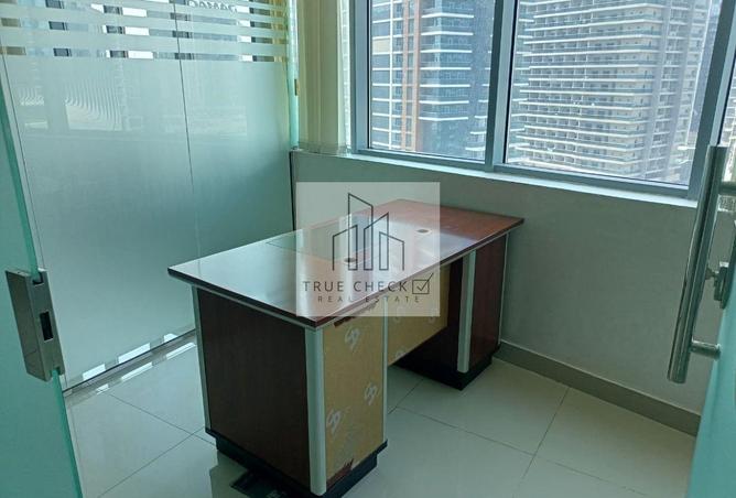 56953680 - صورة العقار 2