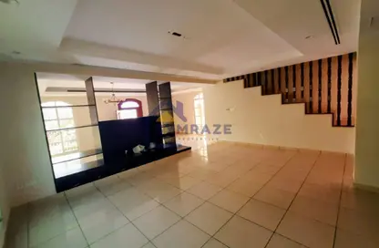 فيلا - 5 غرف نوم - 7 حمامات للايجار في منطقة القرهود - دبي