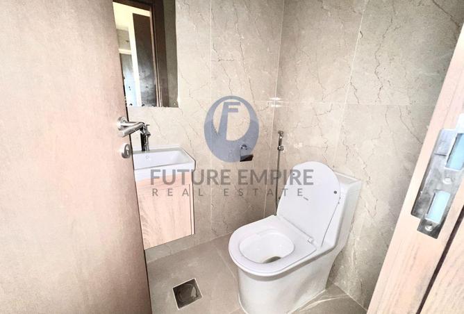 101728069 - Property Image 3