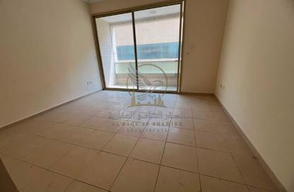 Apartment - 1 Bedroom - 2 Bathrooms for rent in Al Qulaya'ah - Al Sharq - Sharjah