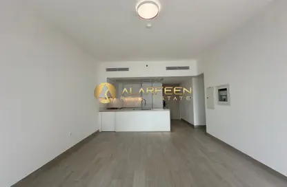 Apartment - 3 Bedrooms - 4 Bathrooms for rent in Luma Park Views - District 14 - Jumeirah Village Circle - Dubai