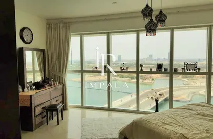 Apartment - 2 Bedrooms - 3 Bathrooms for rent in RAK Tower - Marina Square - Al Reem Island - Abu Dhabi