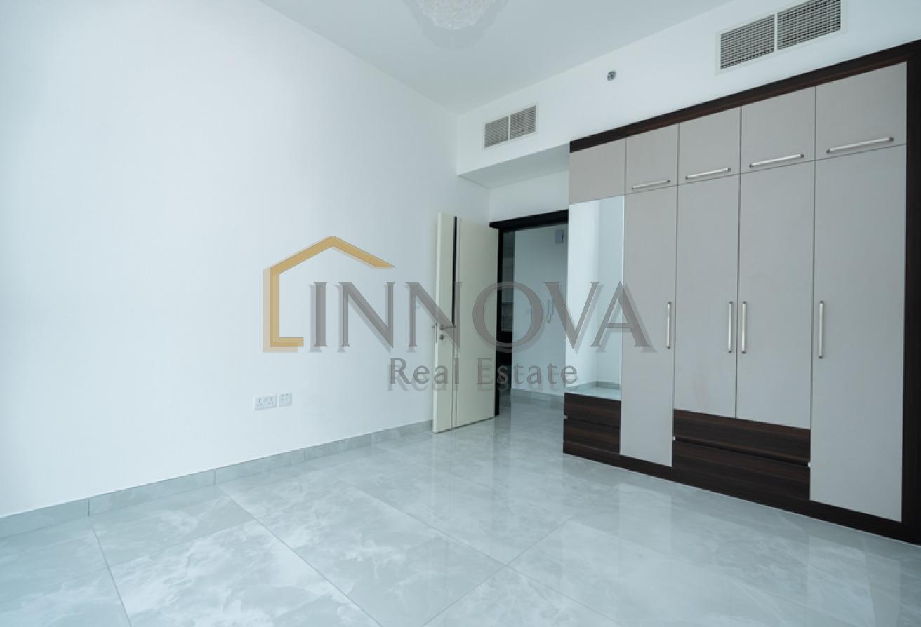 Spacious || Unobstructed View || With office photo 9