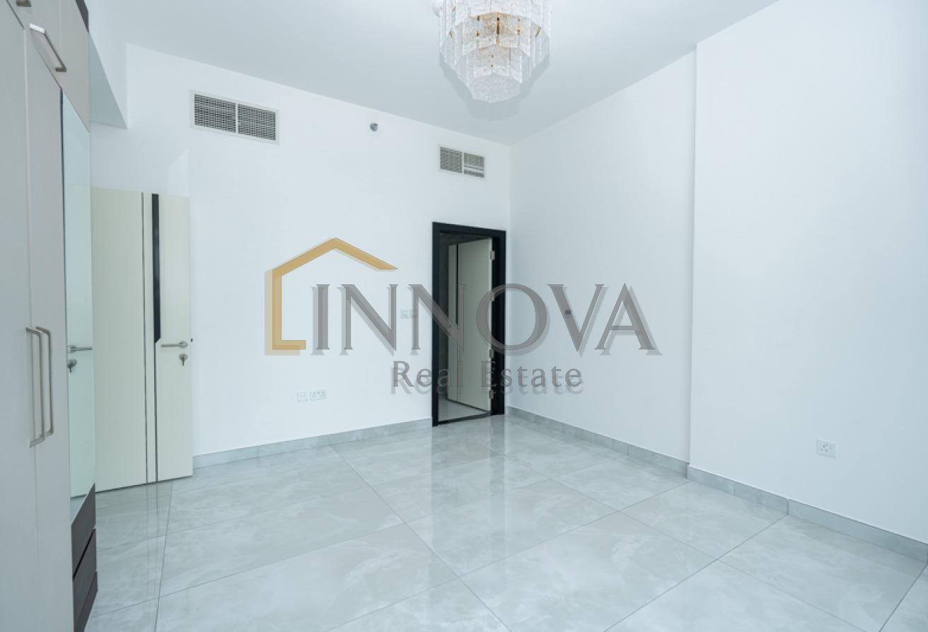 Spacious || Unobstructed View || With office photo 14