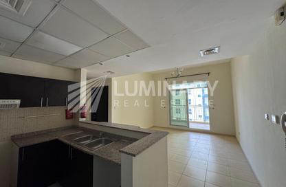 Apartment - 1 Bedroom - 1 Bathroom for rent in Farah Tower 2 - Queue Point - Liwan - Dubai