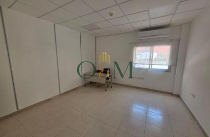 Office Space - Studio - 4 for rent in M-20 - Mussafah Industrial Area - Mussafah - Abu Dhabi