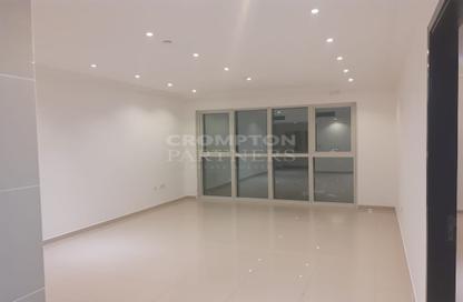 Apartment - 1 - 2 for rent in RAK Tower - Marina Square - Al Reem Island - Abu Dhabi Apartment - 1 - 2 for rent in RAK Tower - Marina Square - Al Reem Island - Abu Dhabi