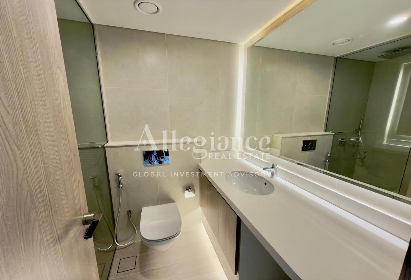 BRAND NEW | SEMI FURNISHED | PREMIUM AMENITIES photo 6