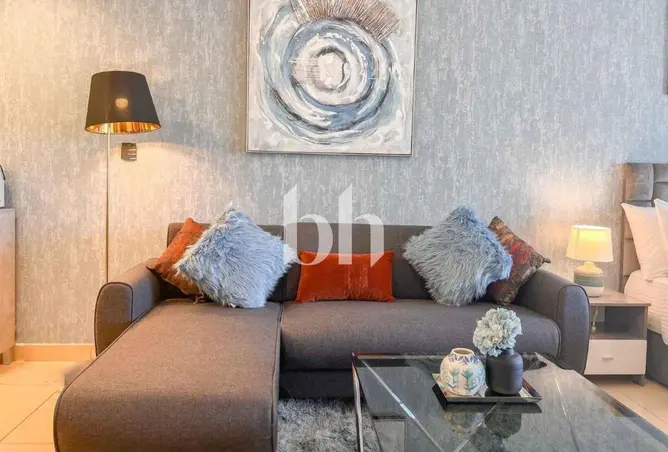 160101990 - Property Image 2