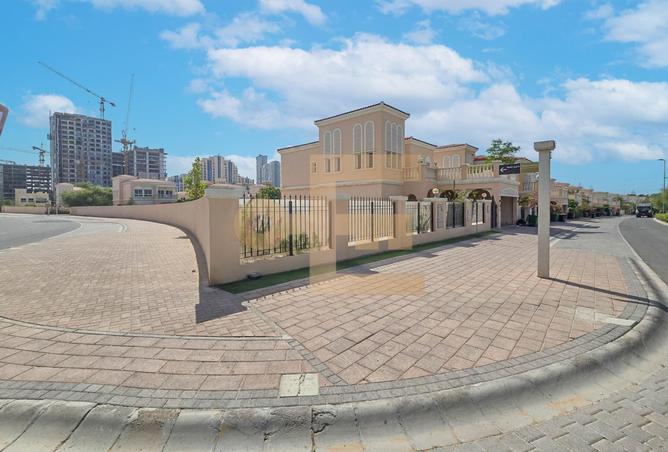 78992361 - Property Image 2