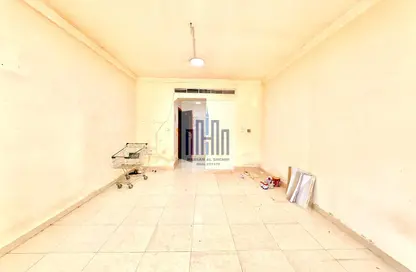 Apartment - 1 Bedroom - 2 Bathrooms for rent in Muwaileh - Sharjah