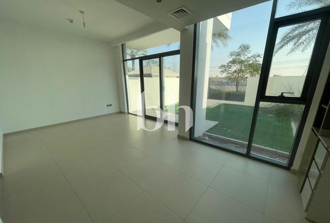 54384910 - صورة العقار 2