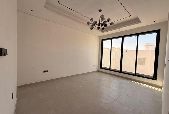 96110367 - Property Image 3