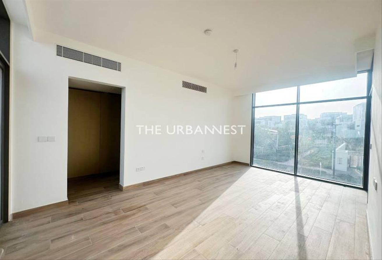Exclusive | Landscaped | Large Plot |Opposite Pool photo 9