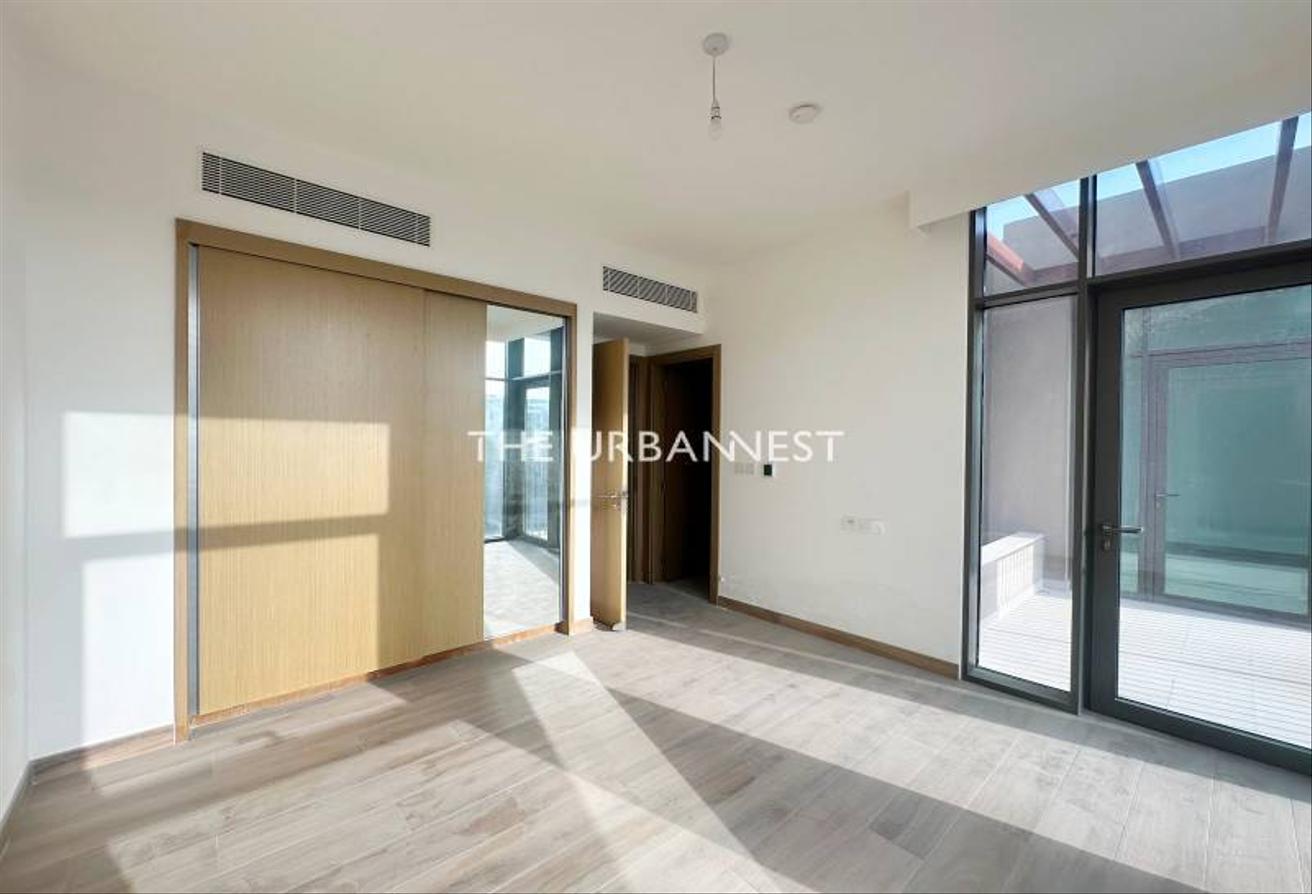 Exclusive | Landscaped | Large Plot |Opposite Pool photo 11