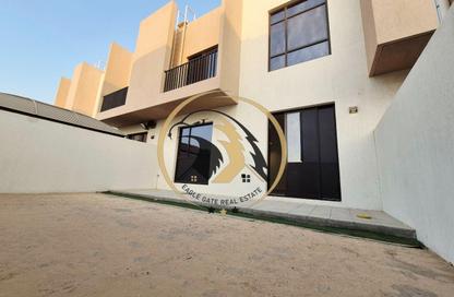 Townhouse - 3 - 4 for rent in Nasma Residence - Al Tai - Sharjah