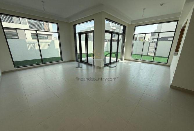 73853689 - Property Main Image