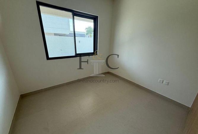 73853689 - Property Image 2