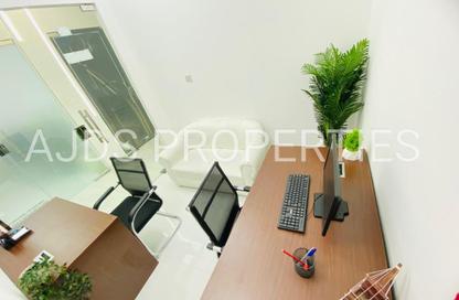 Office Space - Studio - 1 Bathroom for rent in Red Avenue - Al Garhoud - Dubai