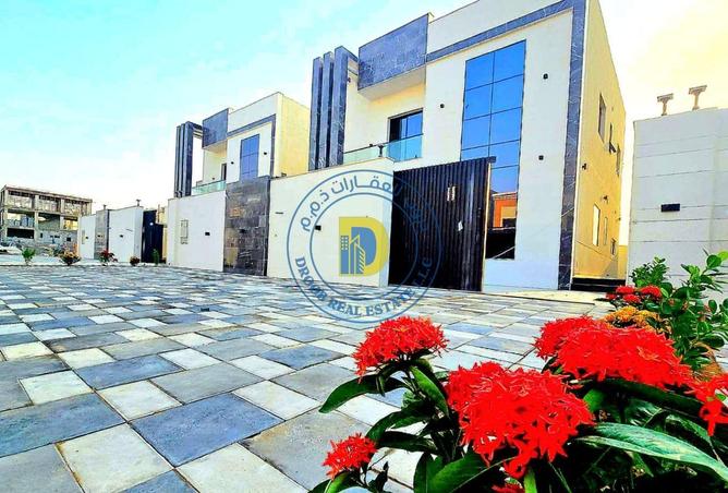 74233085 - Property Image 2