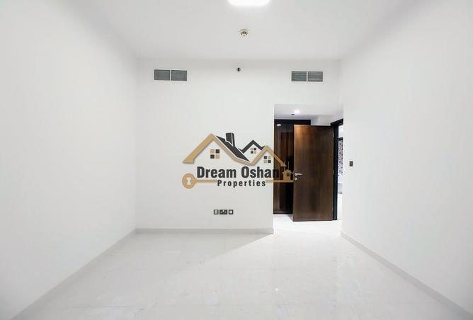 102415611 - Property Image 3