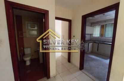 Apartment - 1 Bedroom - 1 Bathroom for rent in Al Mahatta - Al Qasimia - Sharjah
