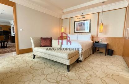 Apartment - 1 Bedroom - 2 Bathrooms for rent in Ritz Carlton - DIFC - Dubai