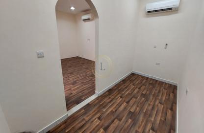 Apartment - Studio - 1 for rent in Magar Al Dhabi - Falaj Hazzaa - Al Ain